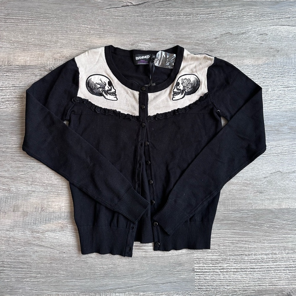 Retro skulled cardigan